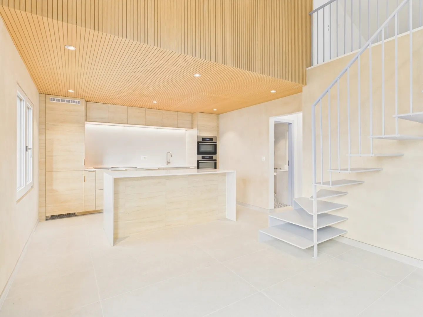 Stupenda casa a schiera con studio indipendente e vista eccezionale sul lago - Foto 2 di 13