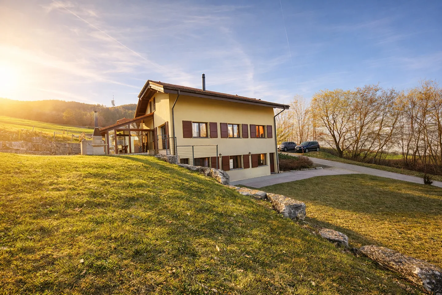 Grosszügige Liegenschaft mit zwei Wohneinheiten – Nähe Bulle - Foto 1 von 12