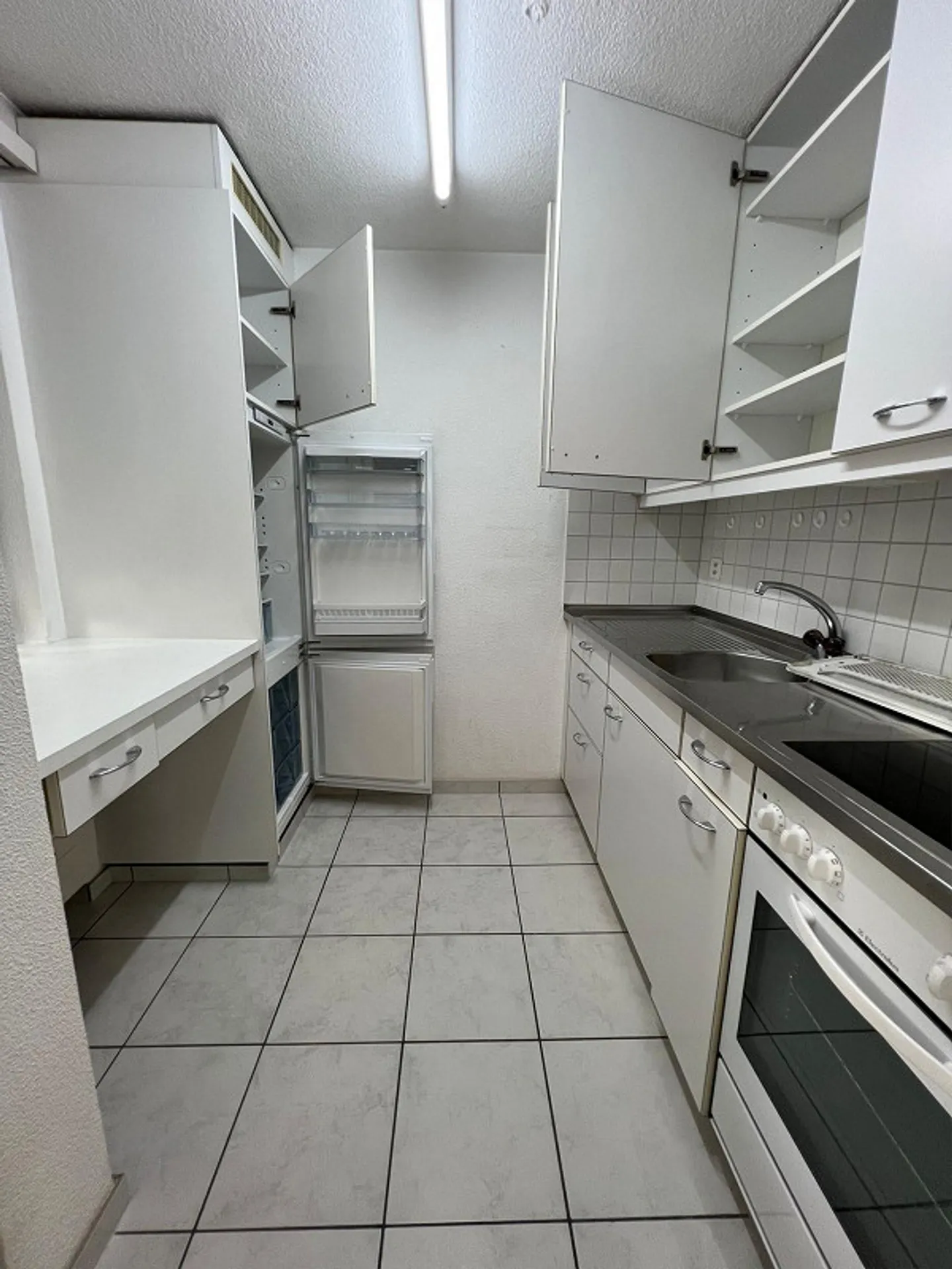 1.5-room apartment with patio & garden, plus parking space - Photo 5 of 16