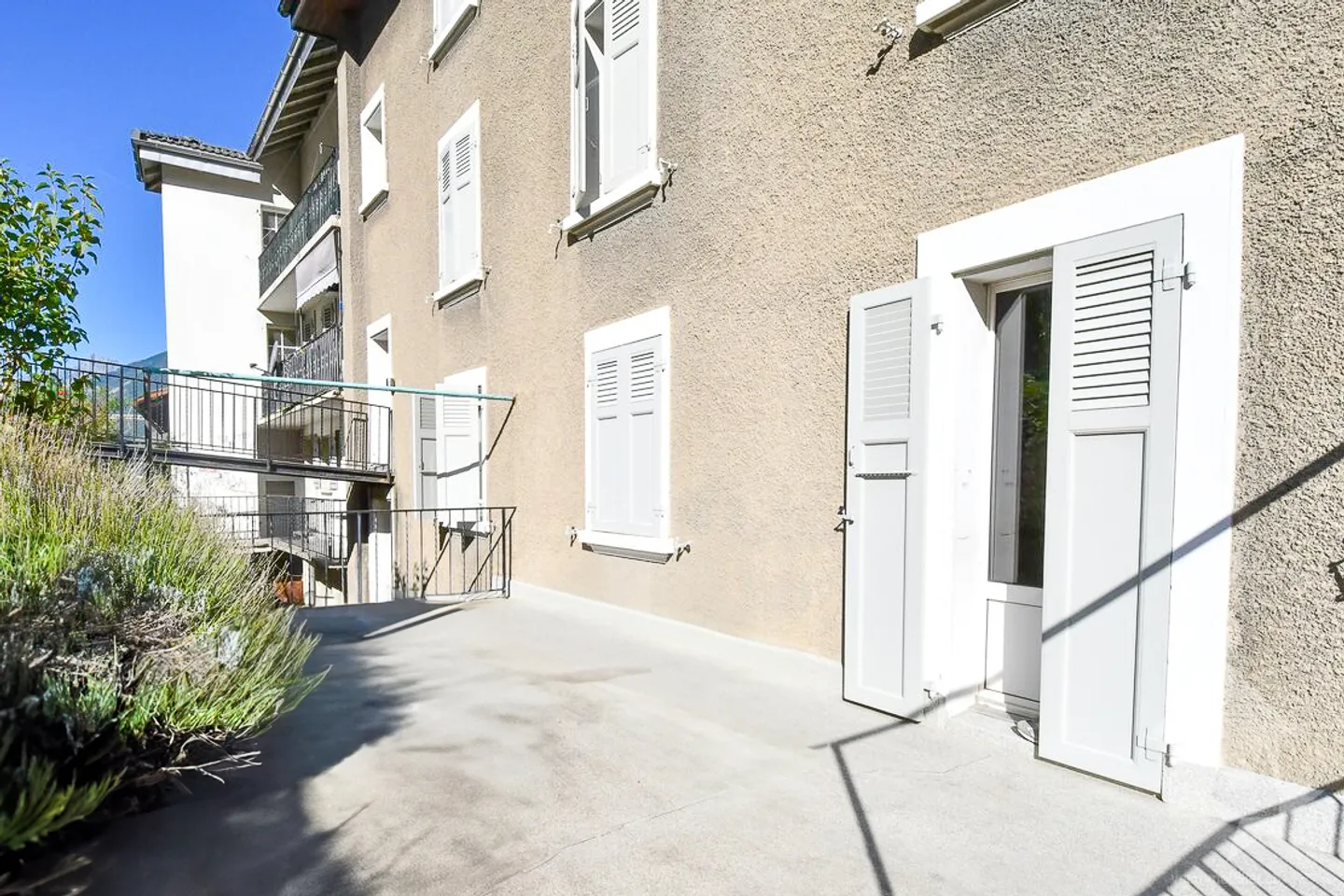 Appartamenti 4.5 locali con rendimento del 4,26% nel cuore di Saxon - Foto 9 di 11