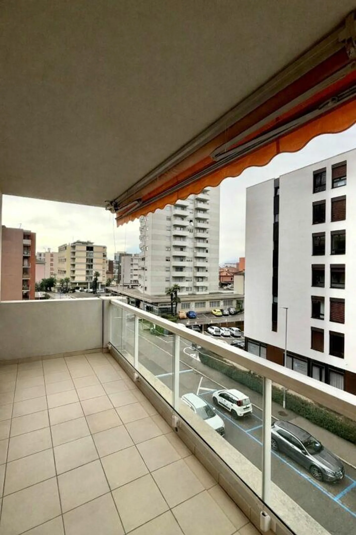 3.5 rooms Viganello - strategic position - Photo 5 of 9