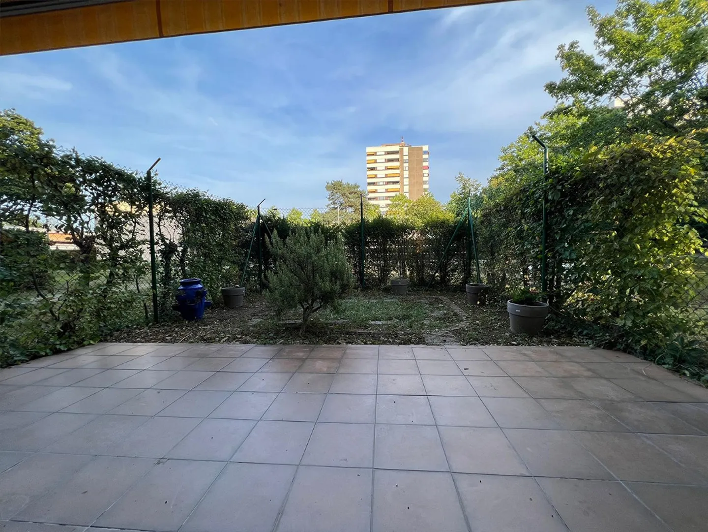 1.5-room apartment with patio & garden, plus parking space - Photo 7 of 16