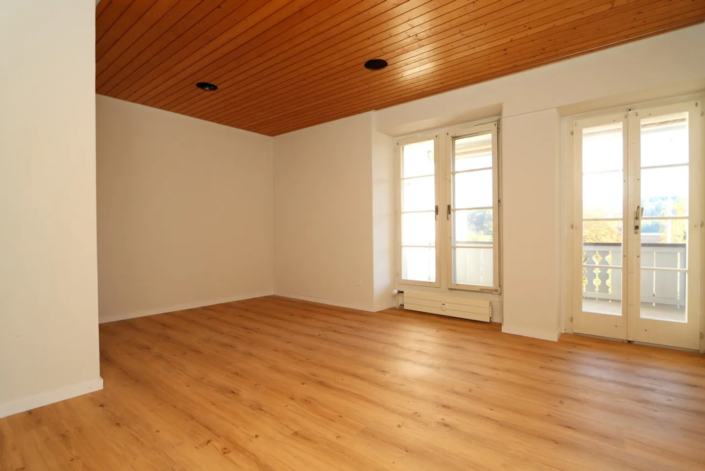 Appartamento Triplex unico nel centro storico di Aarberg - Foto 7 di 19