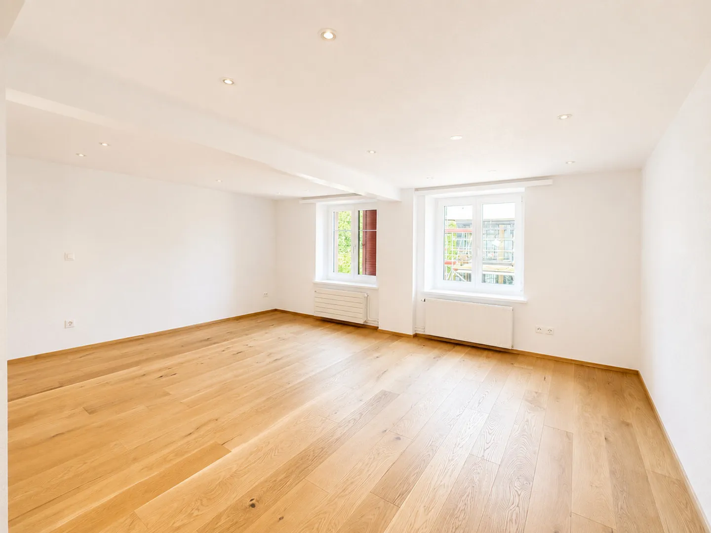 Appartement de 4.5 pièces rénové - Photo 2 sur 13