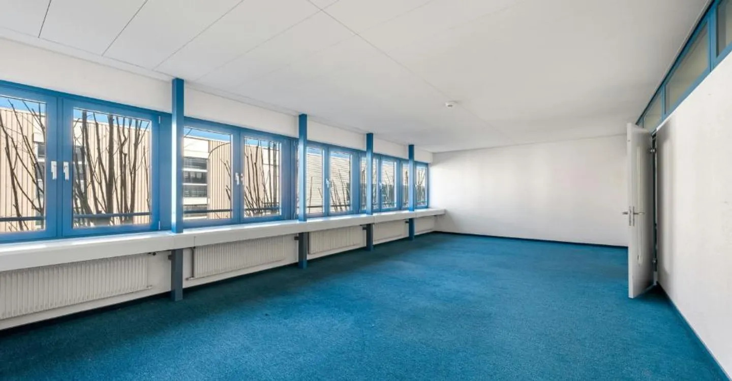 Jusqu'à 20 000 m² d'espace d'entreposage/logistique | disponible en 2028 - Photo 6 sur 13