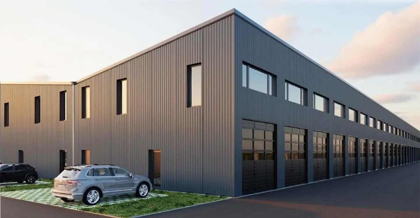 Avenches, for rent, large industrial space + sectional doors - Photo 2 of 4