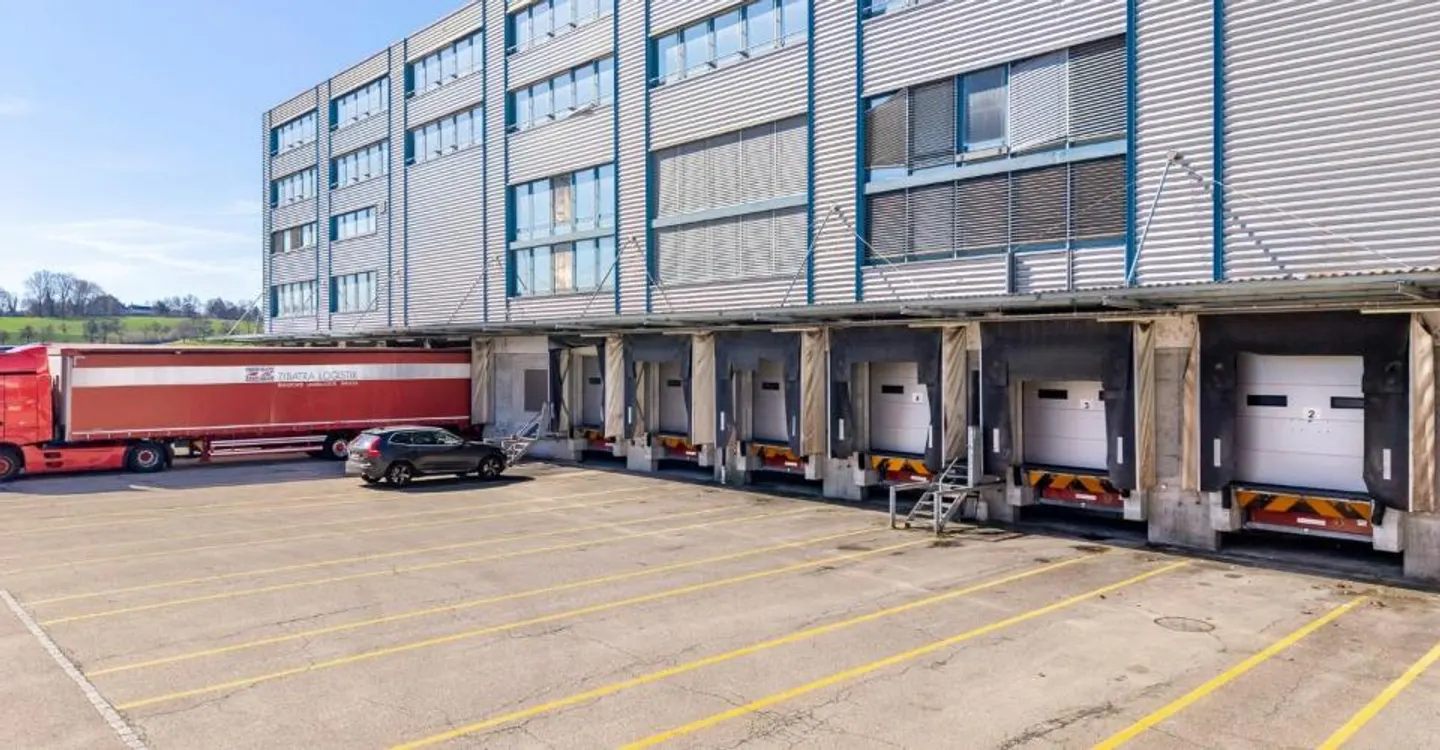 Jusqu'à 20 000 m² d'espace d'entreposage/logistique | disponible en 2028 - Photo 3 sur 13