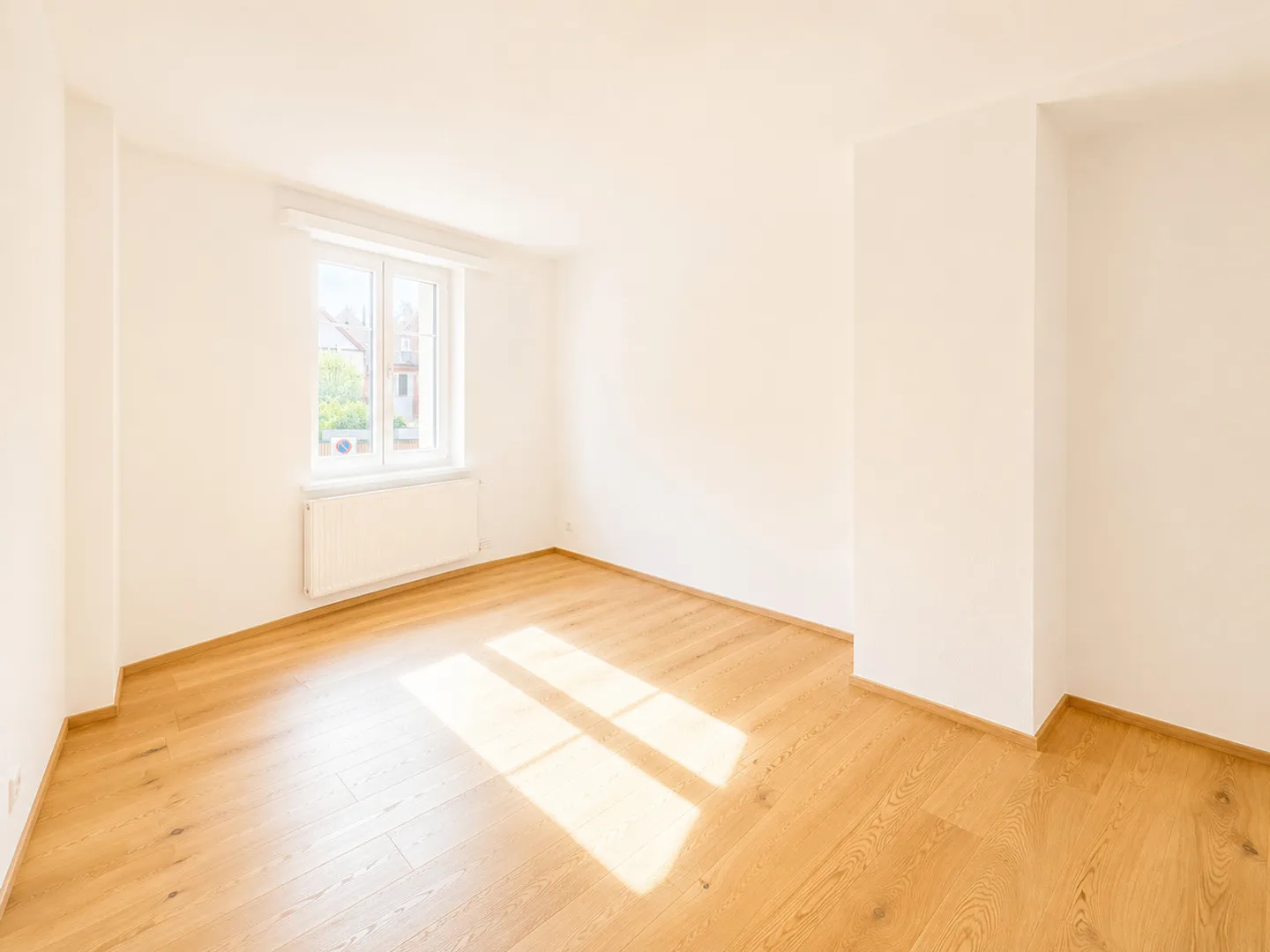 Appartement de 4.5 pièces rénové - Photo 4 sur 13