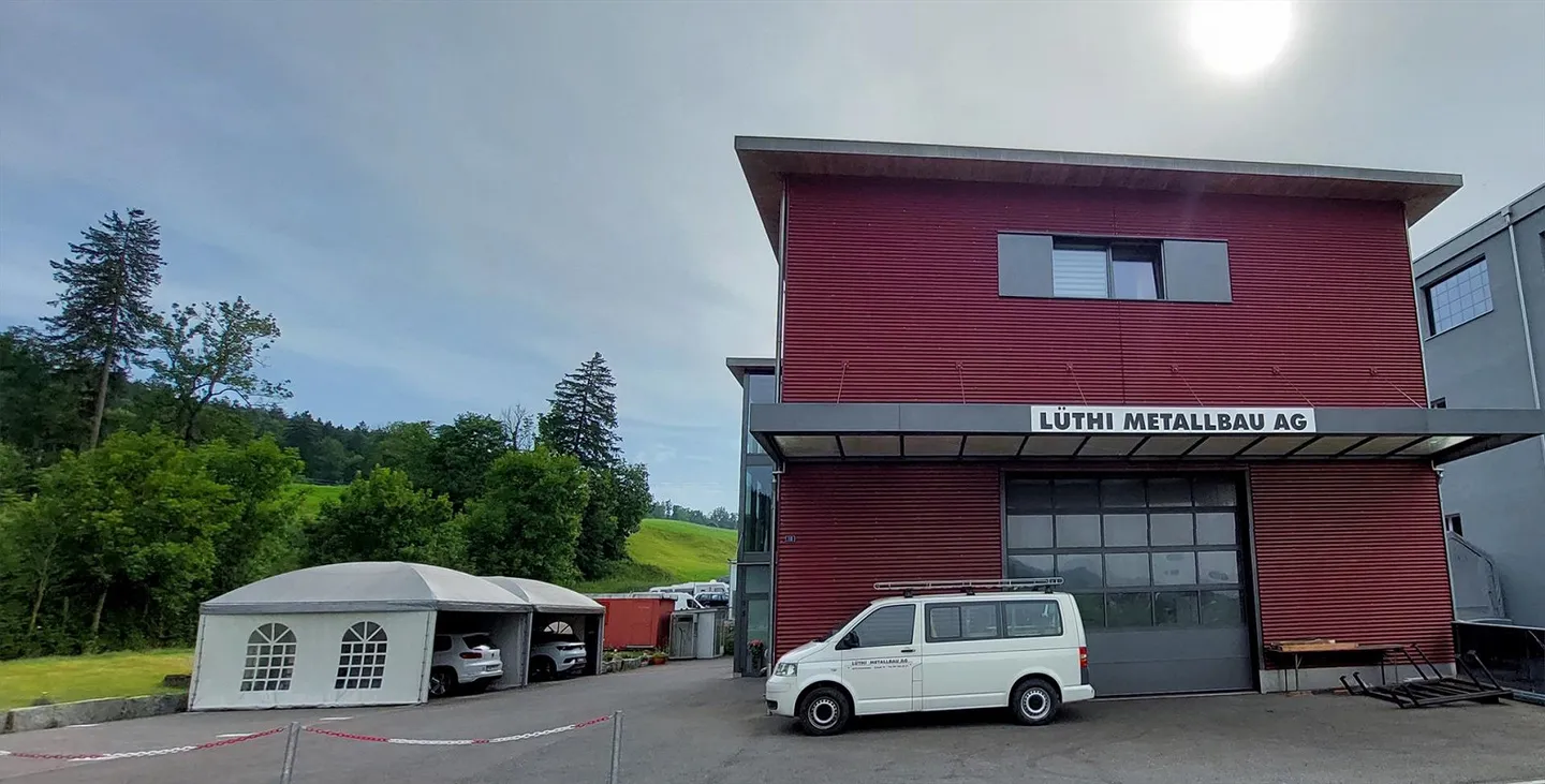Geräumige Gewerbefläche in Ennetmoos - Foto 1 von 4
