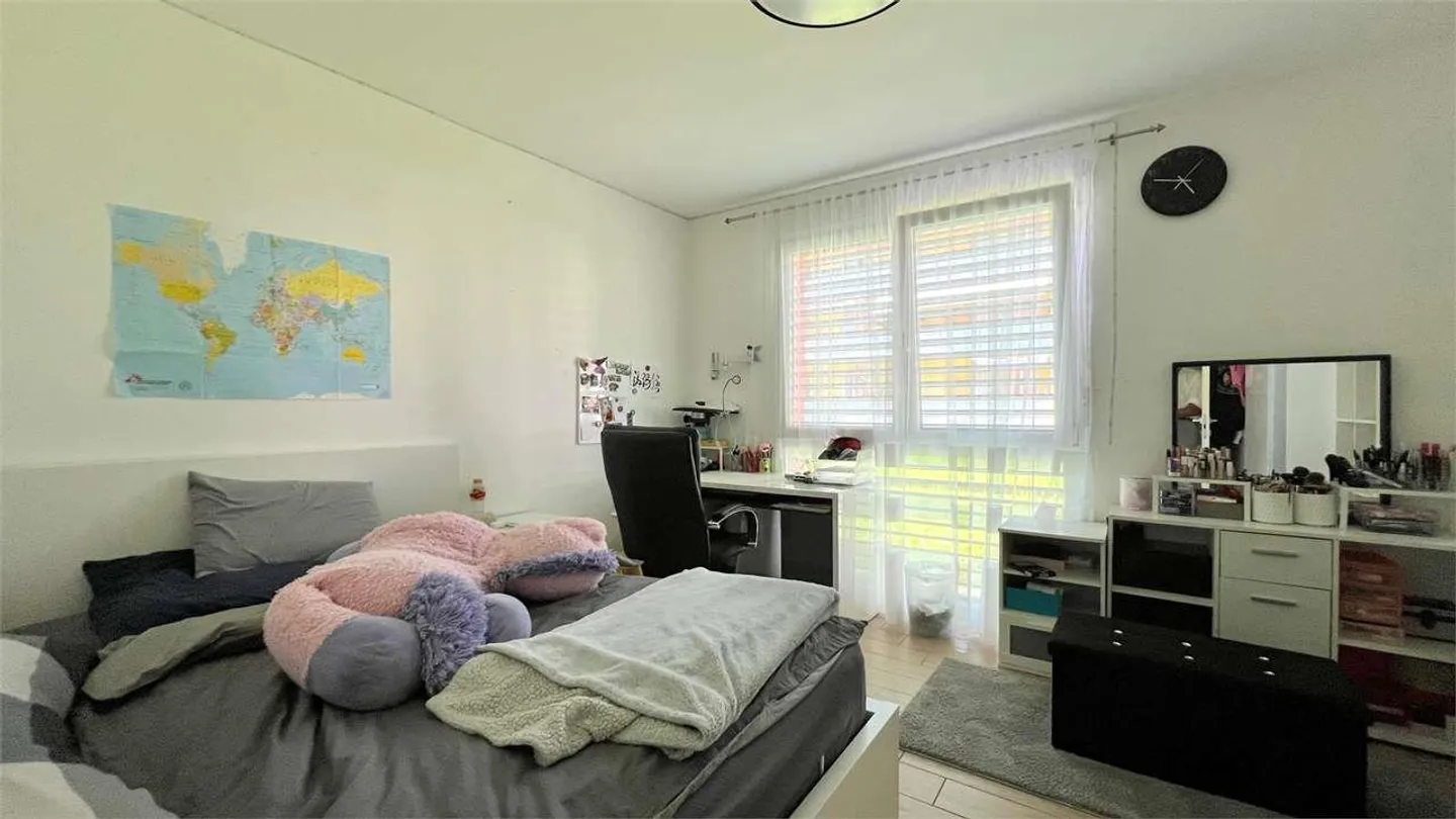 Cadenazzo - Modern 4.5 mit großem Privatgarten - Foto 8 von 13