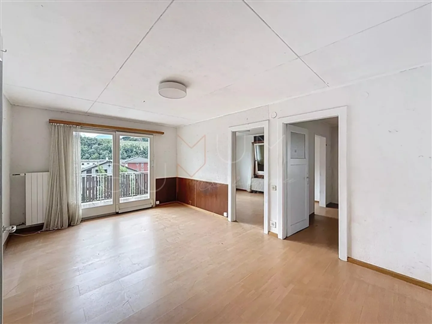 Villa familiare con giardino e grande potenziale di ristrutturazione - Foto 19 di 20