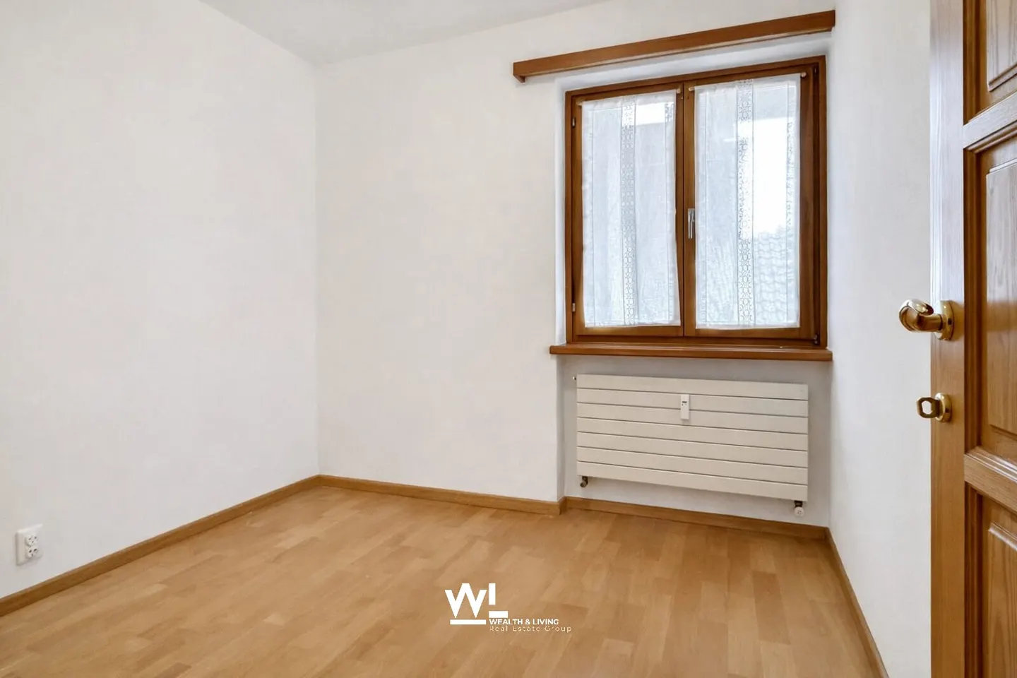 6-room attic duplex with garden, lift and attic in Losone - bright and spacious - Photo 10 of 10