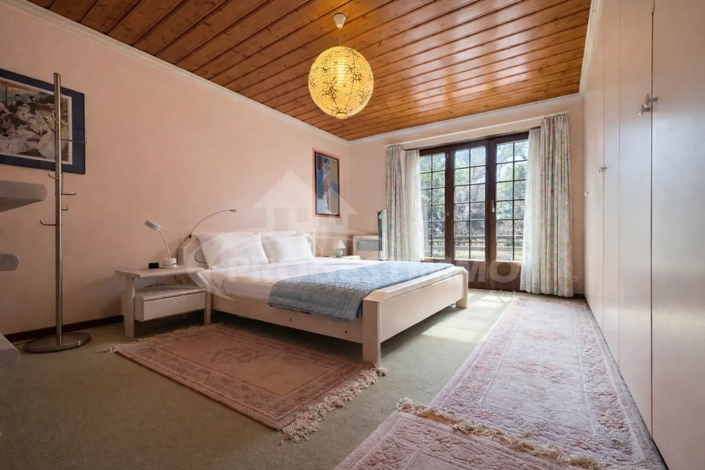 ALPINE CHALET WITH BEAUTIFUL VIEW OF THE MOUNTAINS - Photo 7 of 18