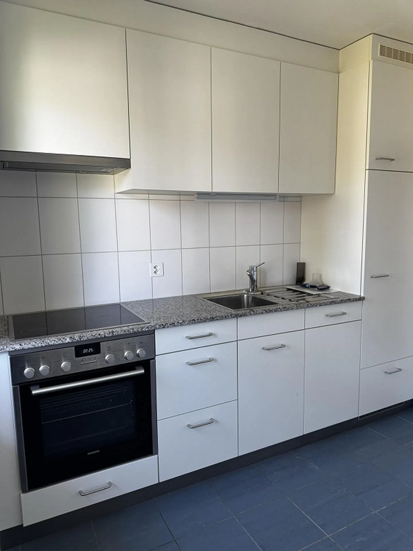 Appartamento 3 locali in un quartiere tranquillo - vicino al Reno - Foto 4 di 9