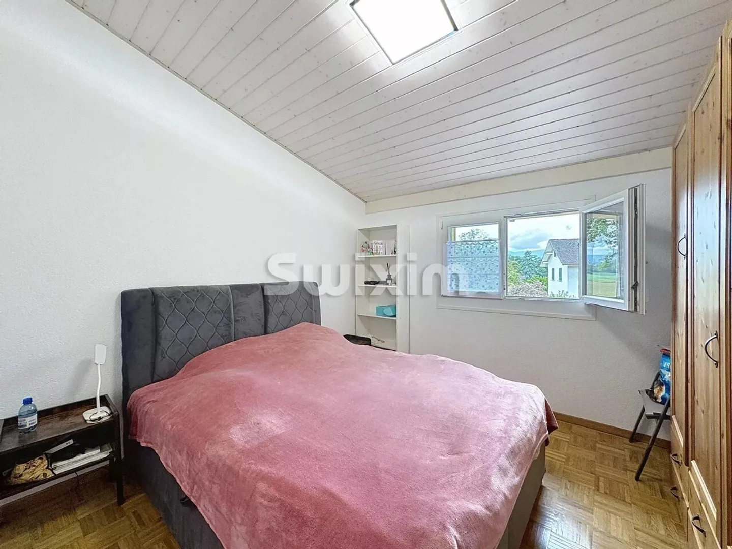 6-room House - Photo 5 of 7