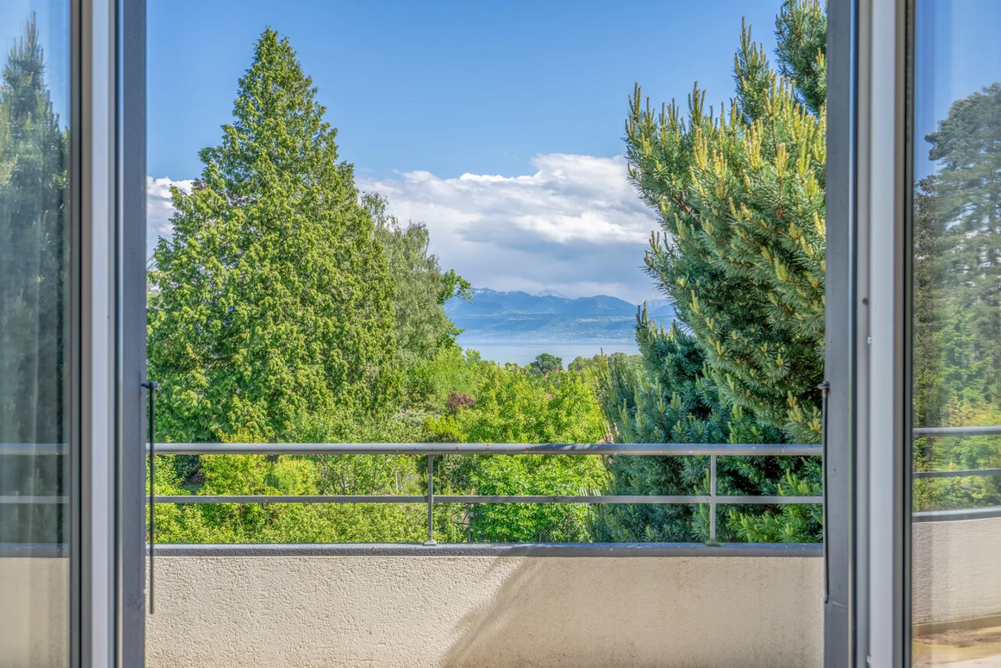 Villa spaziosa con piscina - Foto 4 di 4