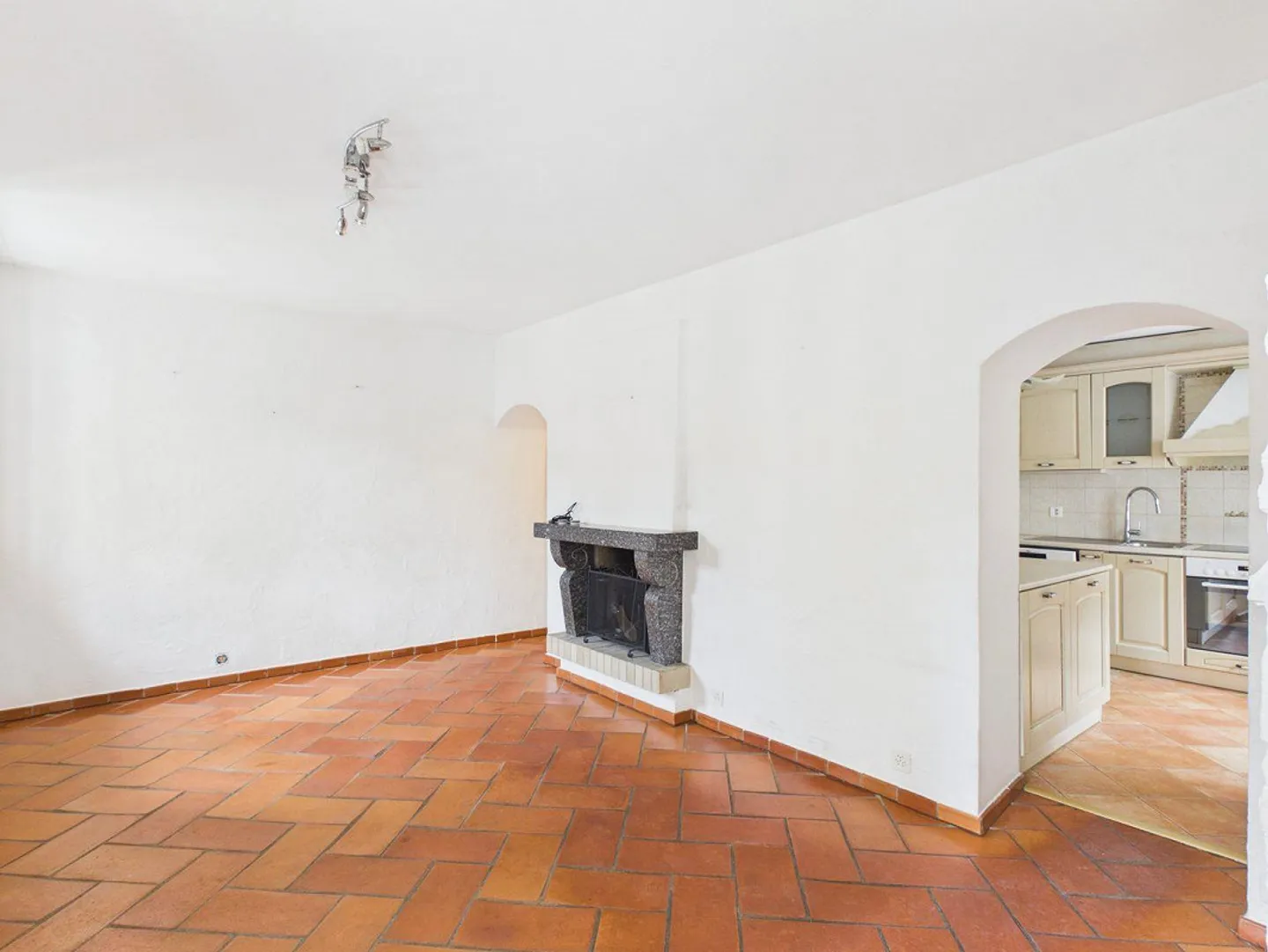 Maison de 4.5 pièces dans le centre historique d'Agno - Photo 5 sur 13