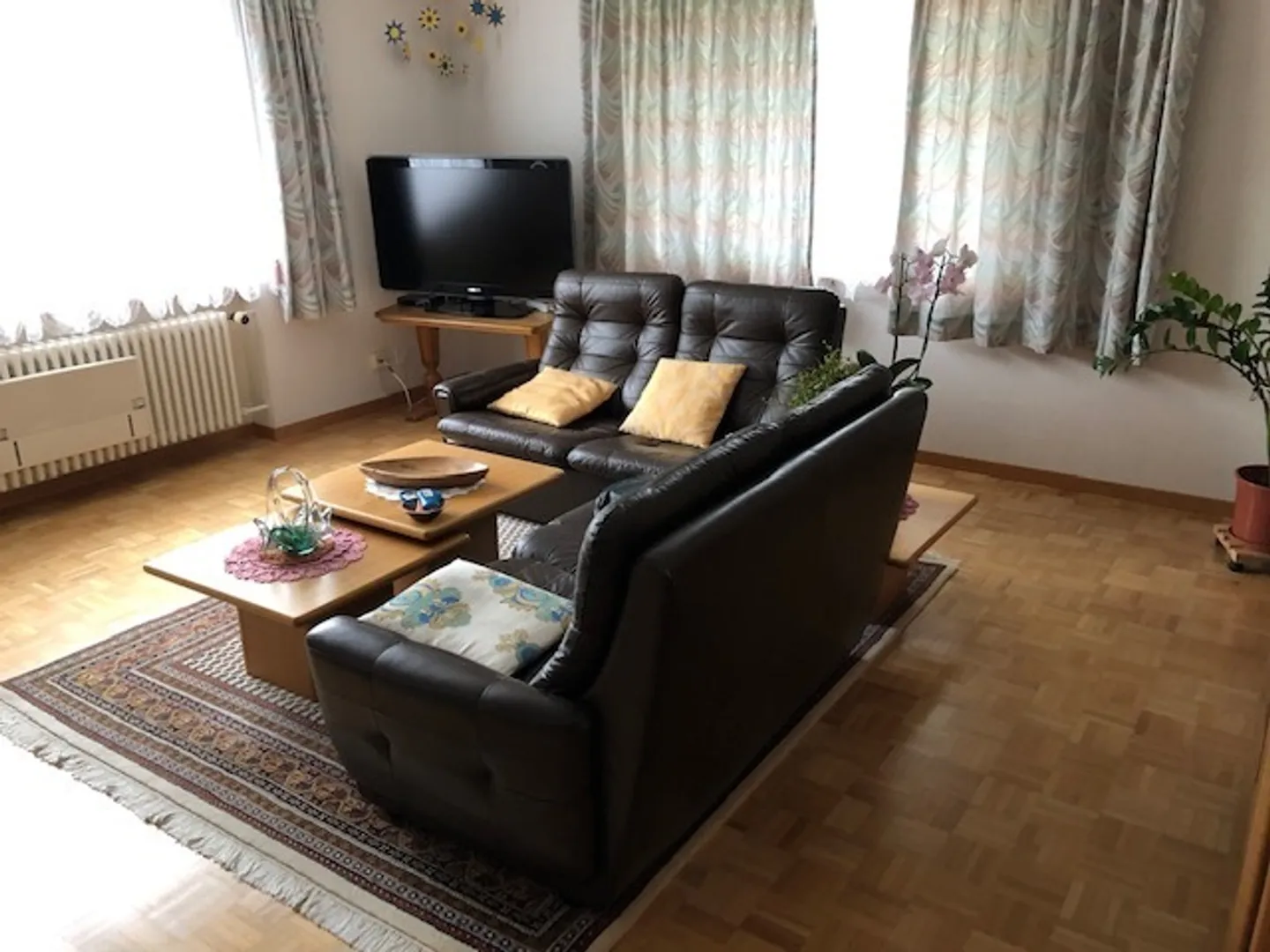 Freistehendes Einfamilienhaus an ruhiger sonniger Wohnlage - Foto 3 von 6