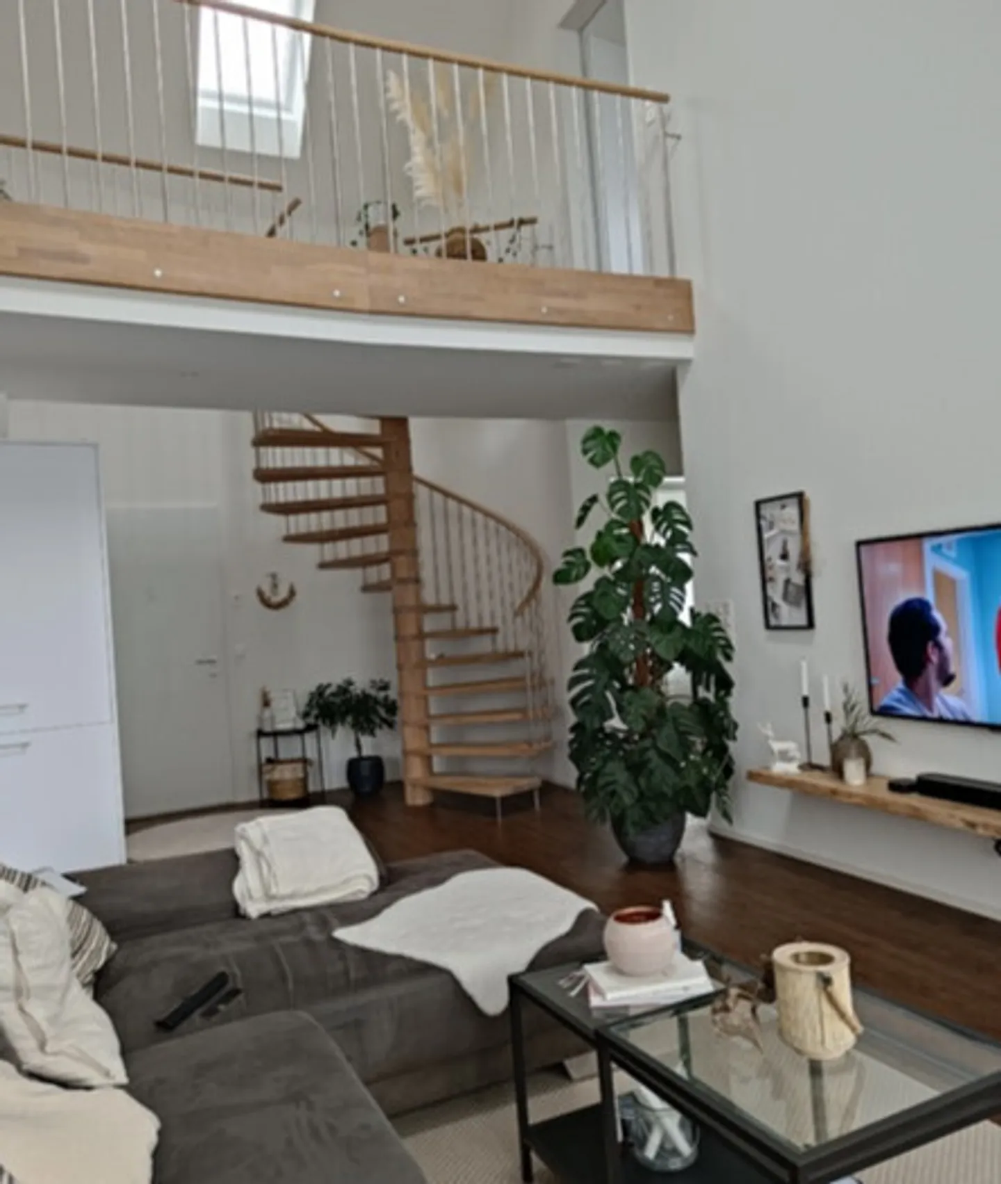 4½ ZIMMER-MAISONETTEWOHNUNG IN BURGDORF (BE), MÖBLIERT, TEMPORÄR - Foto 9 von 10