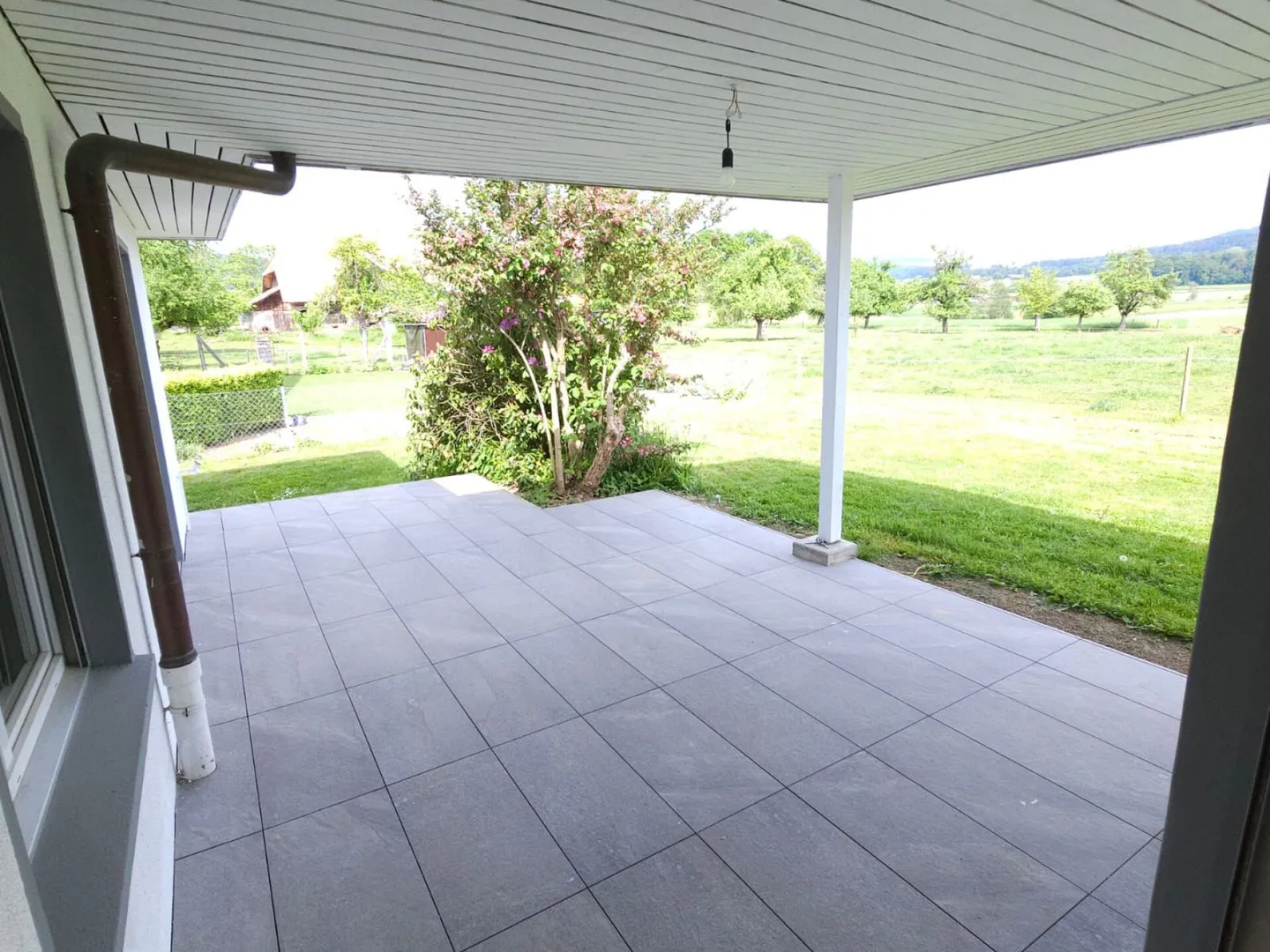 Casa indipendente modernamente ristrutturata con vista fantastica - Foto 4 di 7