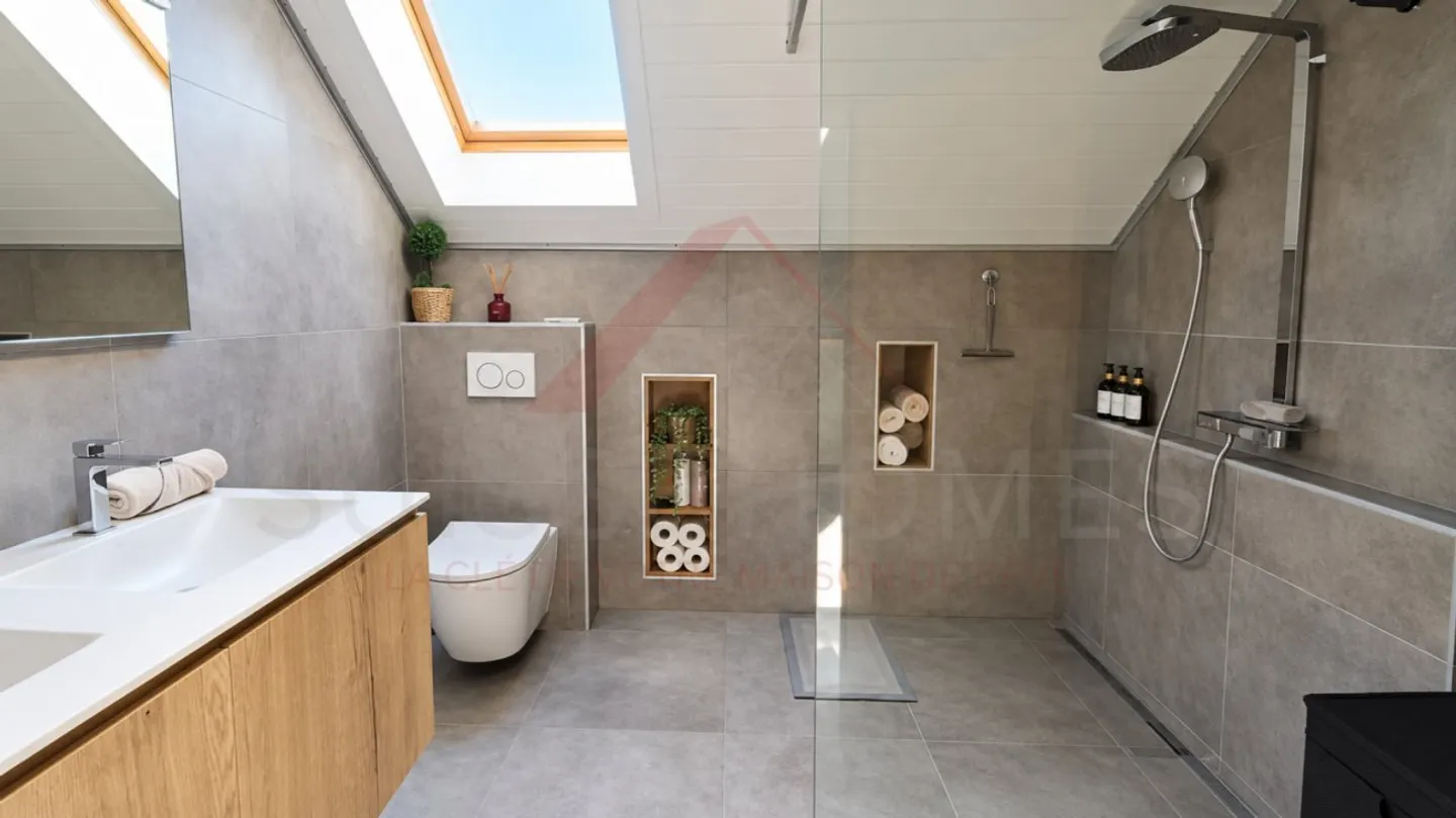 Villa ristrutturata con piscina - Foto 21 di 22