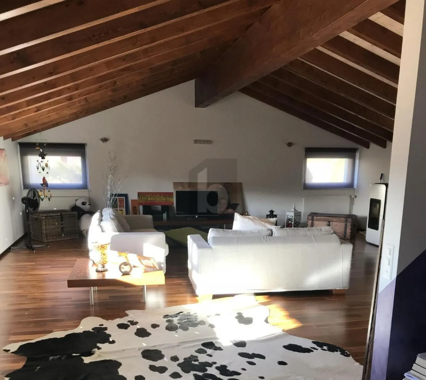 Geräumiges Familienhaus mit Garten - Foto 3 von 5