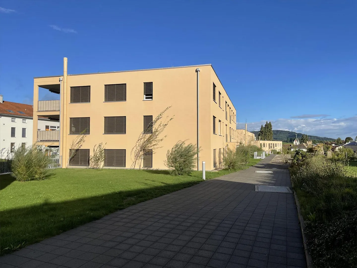 Votre maison dans le beau quartier - Photo 1 sur 9