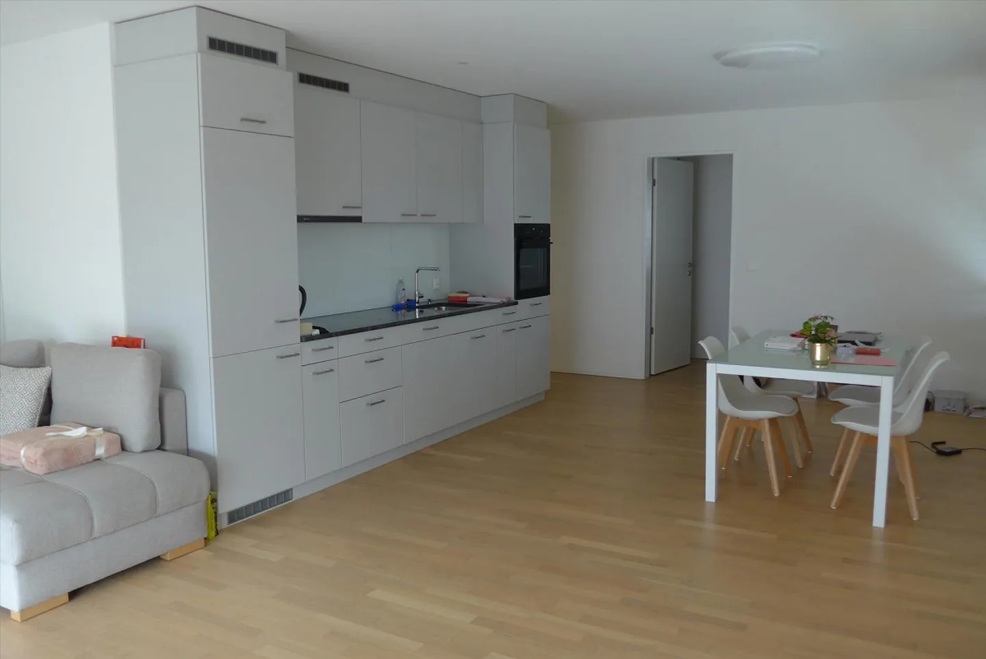 Votre maison dans le beau quartier - Photo 3 sur 9