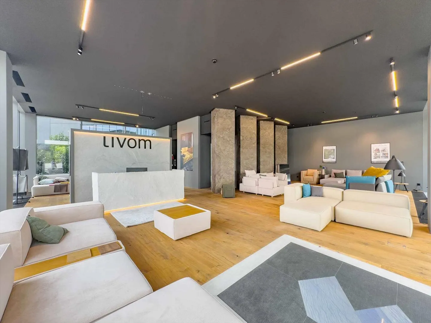 Magnifica Arcade di 170 m² Atrium Park, Meyrin - Foto 1 di 7