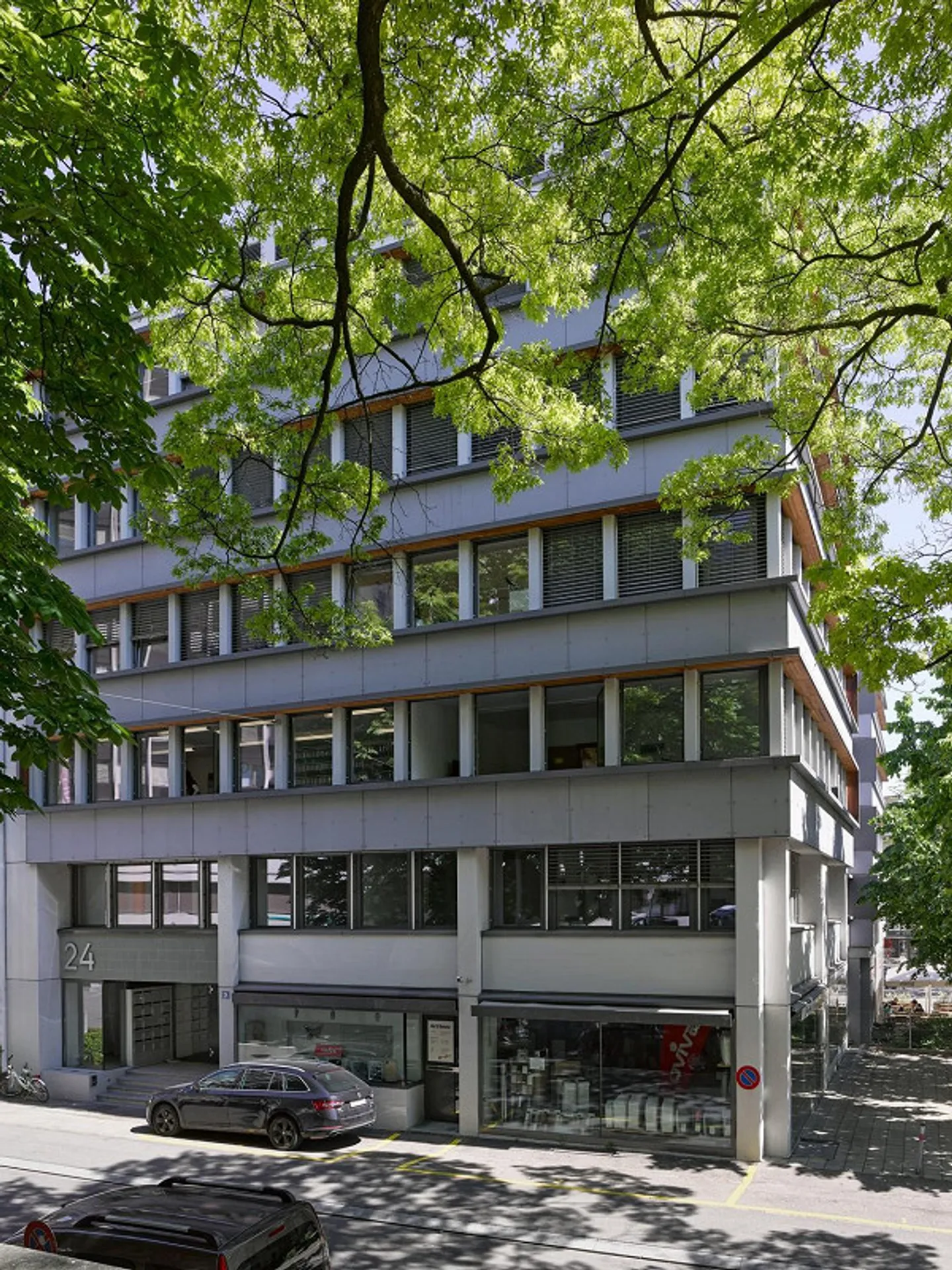 Im Zentrum von Oerlikon: 136 m2 Bürofläche mieten - Foto 1 von 1