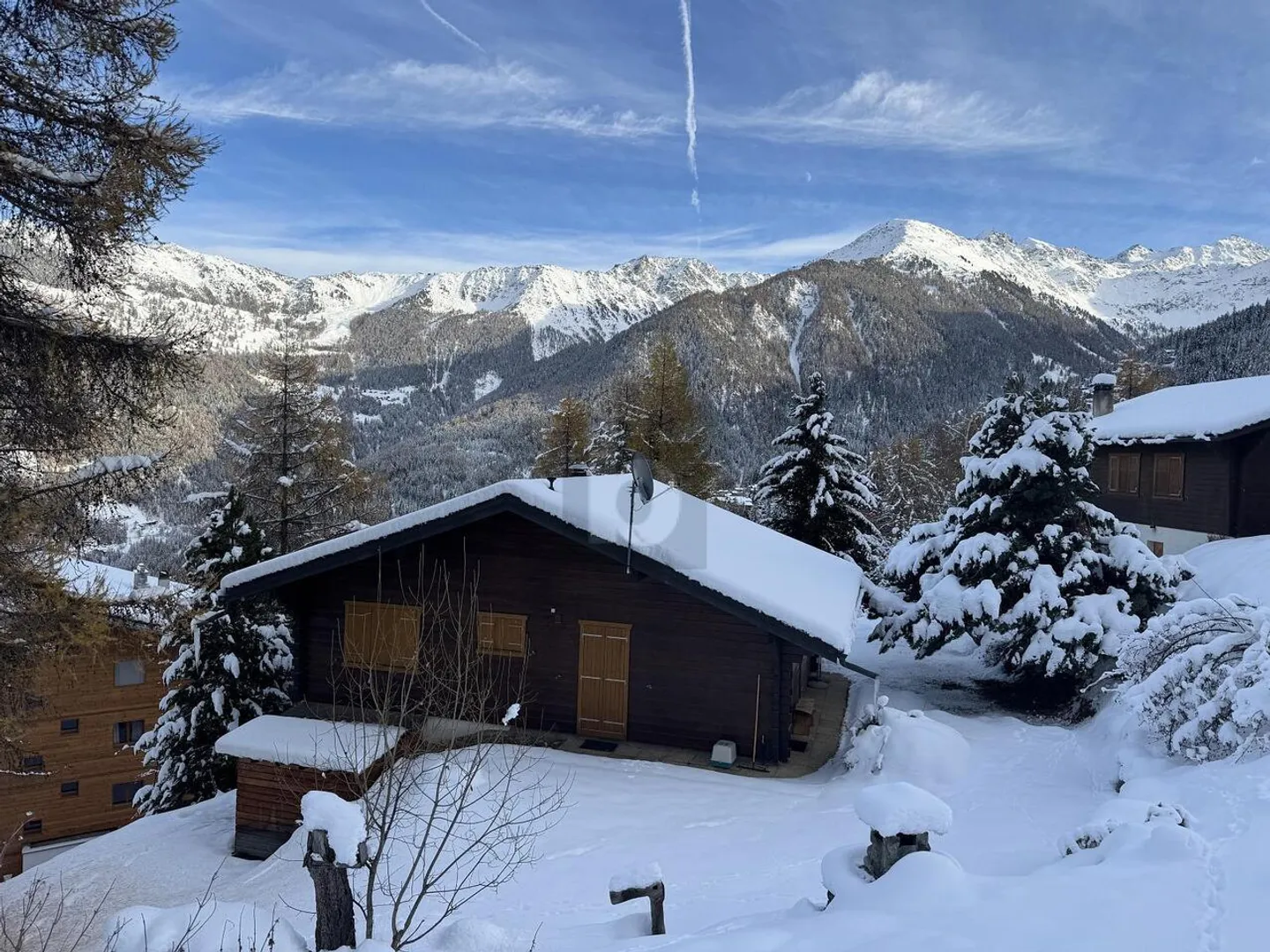 Chalet Charmant avec Vue Montagne - Photo 1 sur 5