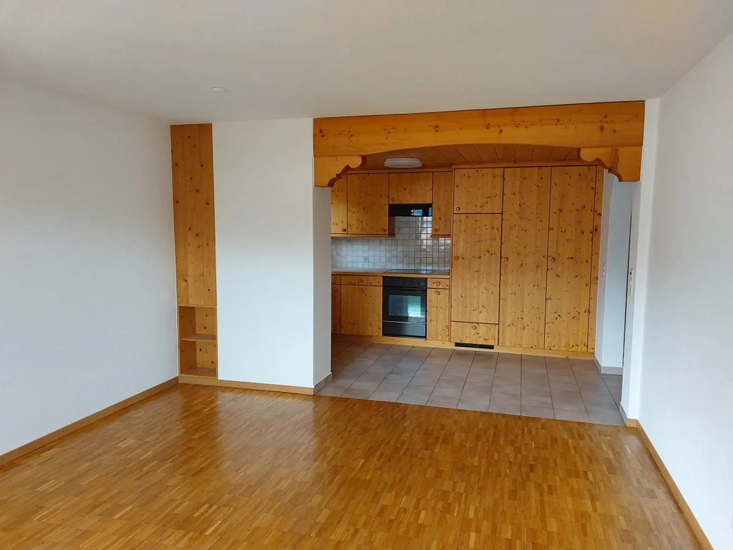 Appartamento 2,5 locali a 7243 Pany/GR - Foto 1 di 4