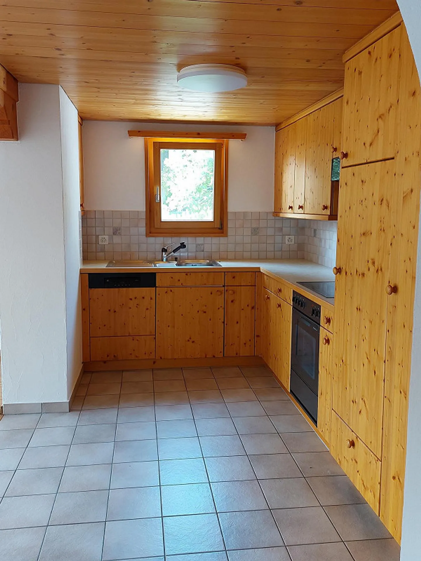 Appartamento 2,5 locali a 7243 Pany/GR - Foto 3 di 4