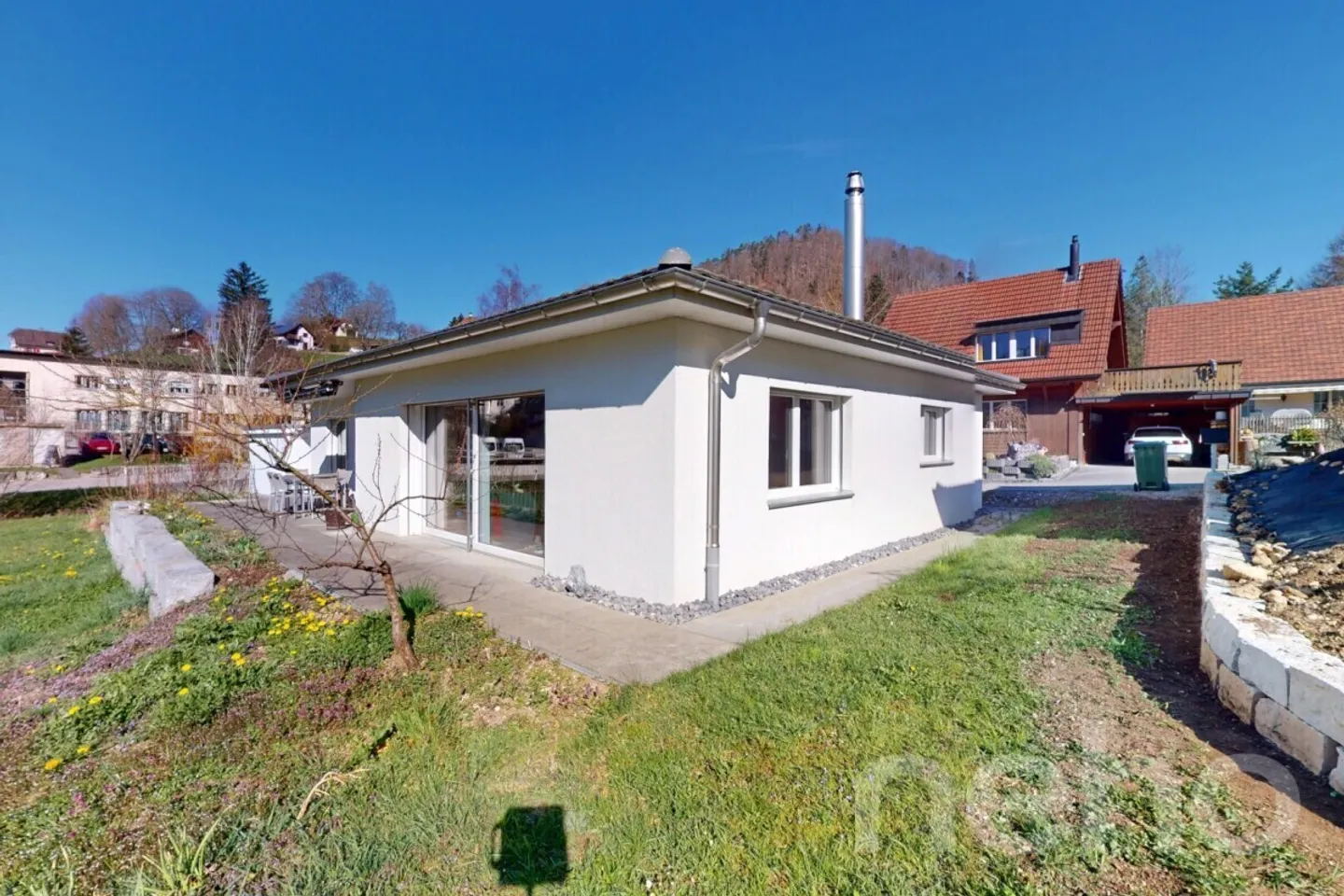 Modern Bungalow in Idyllic Location - Photo 2 of 13