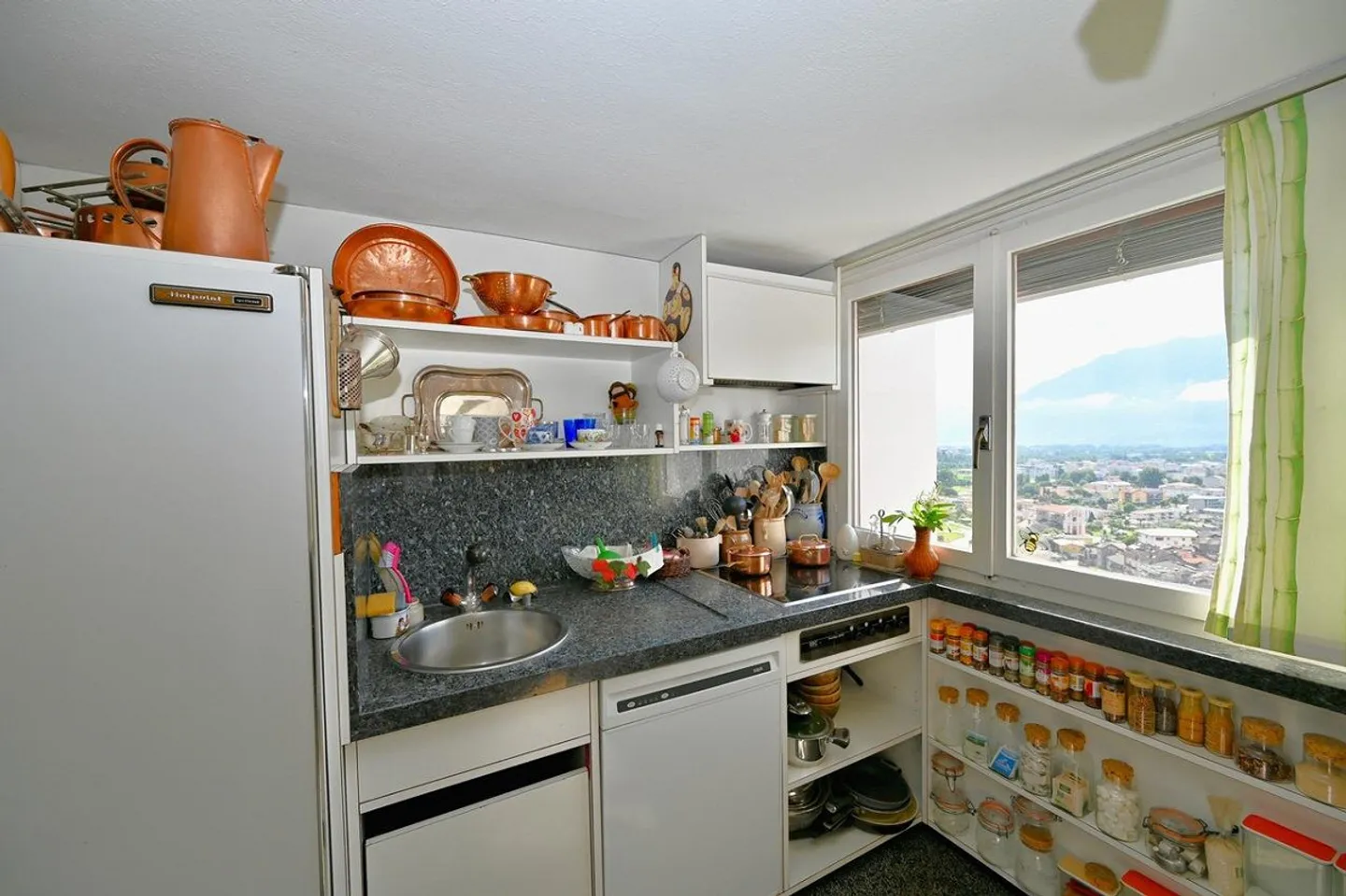 VILLA NEST DES ADLERS. BESONDERE EIGENTUM FÜR BESONDERE PERSÖNLICHKEITEN - Foto 7 von 12