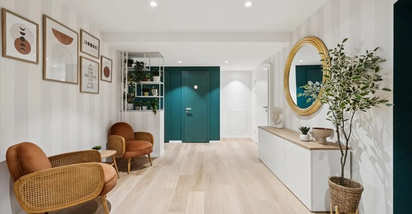 Bureau lumineux à Genève - Photo 3 sur 8