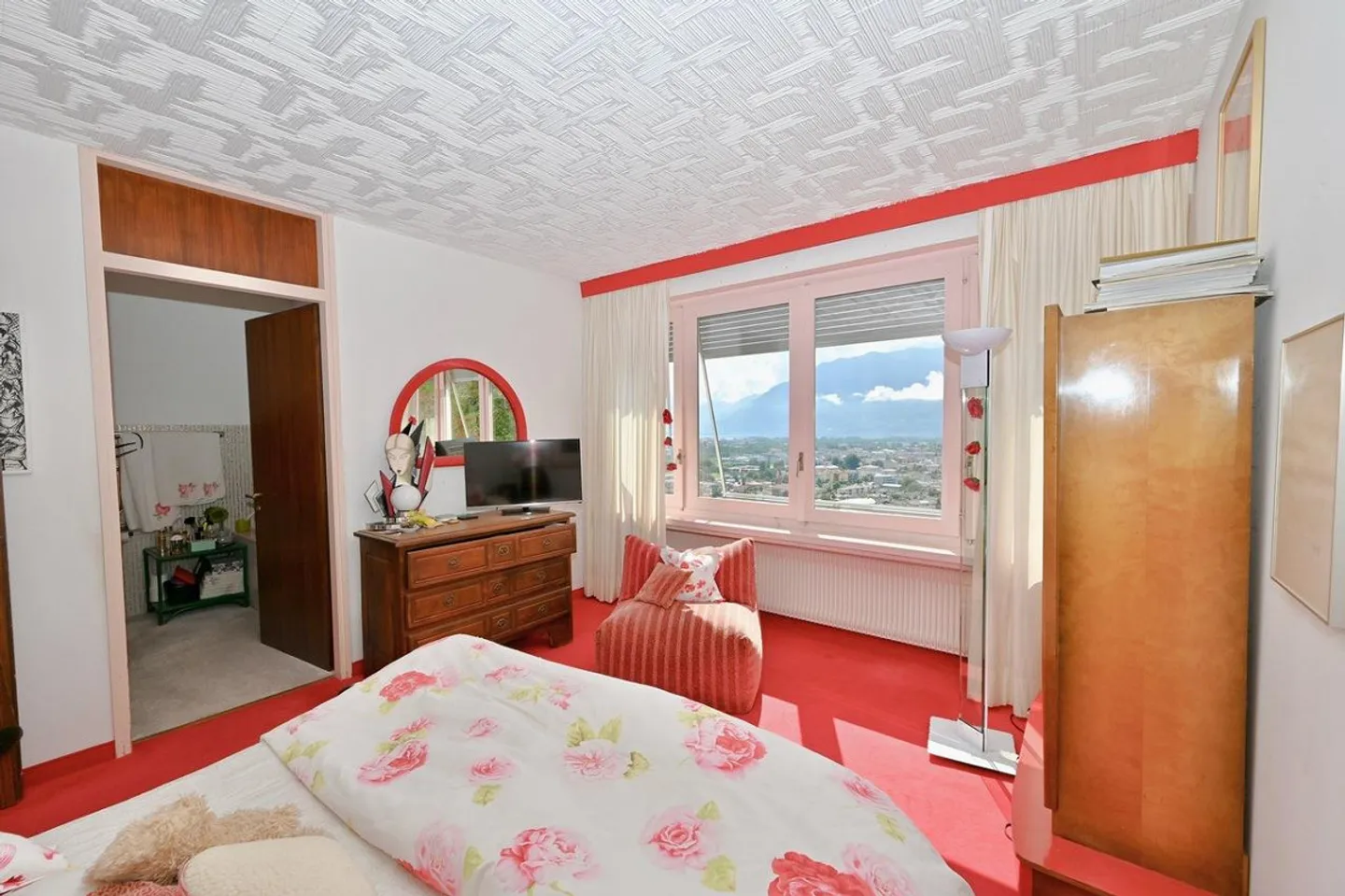 VILLA NEST DES ADLERS. BESONDERE EIGENTUM FÜR BESONDERE PERSÖNLICHKEITEN - Foto 9 von 12