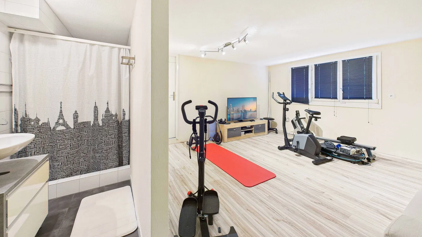 Harmonious family house with garden, pool and thoughtful comfort - Photo 21 of 22