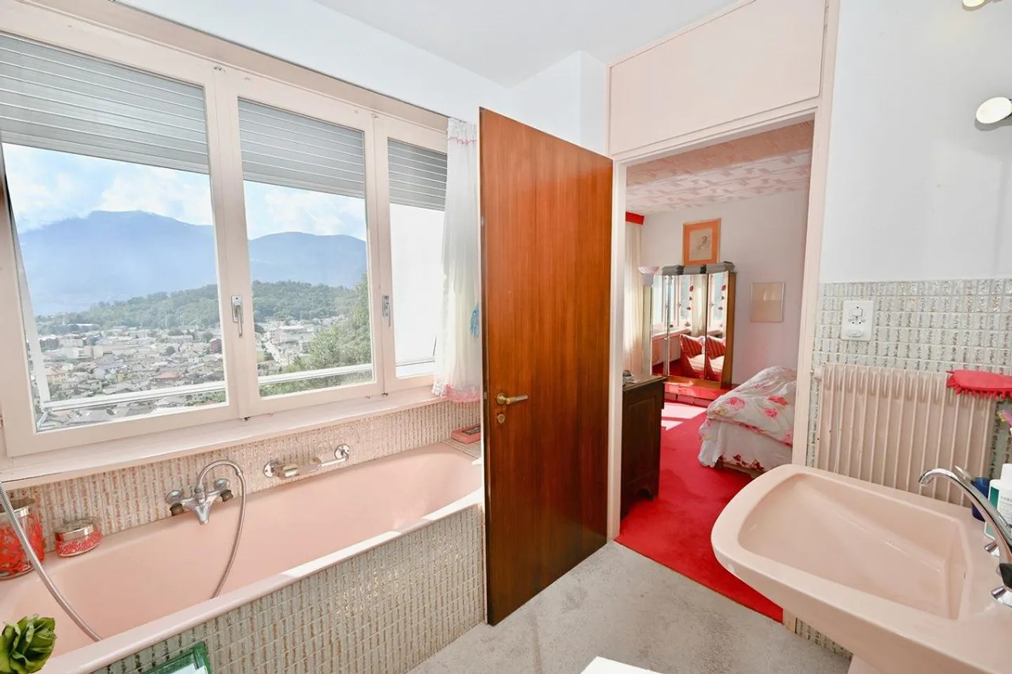 VILLA NEST DES ADLERS. BESONDERE EIGENTUM FÜR BESONDERE PERSÖNLICHKEITEN - Foto 10 von 12