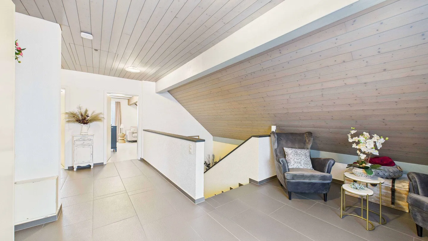 Harmonious family house with garden, pool and thoughtful comfort - Photo 14 of 22