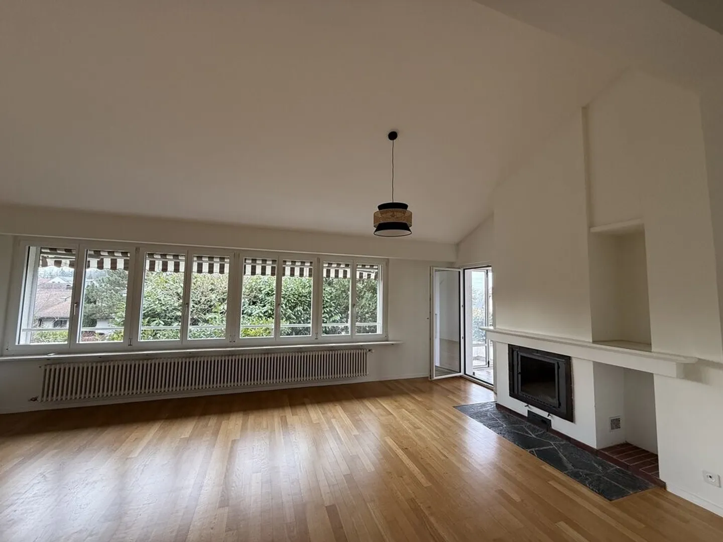 Spacious 3.5 room apartment of 105m2 - Photo 1 of 9