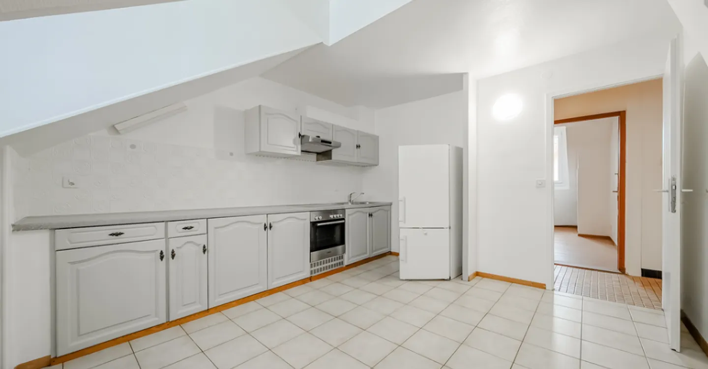 4.5-room apartment on the 3rd floor - Photo 3 of 11