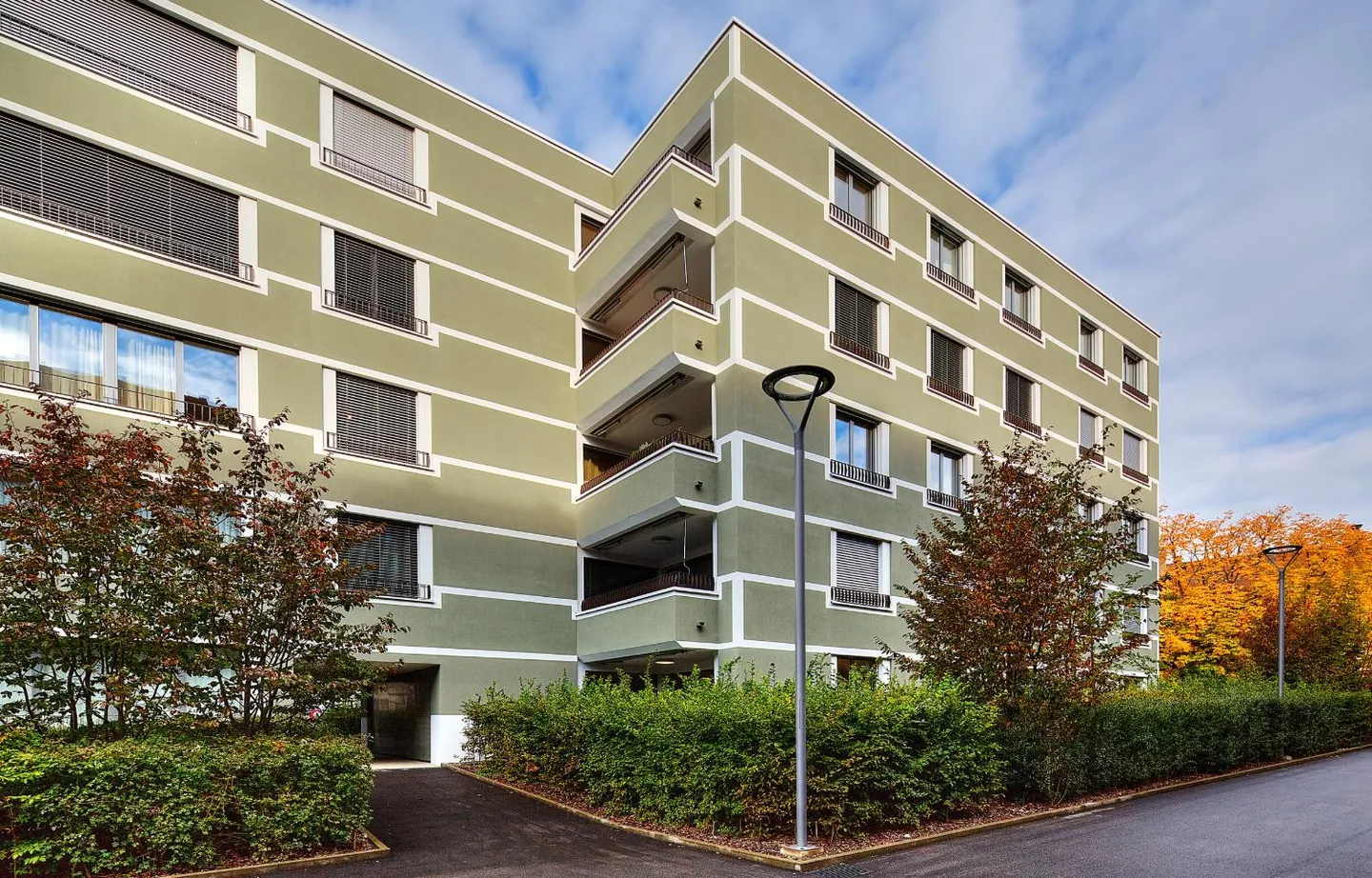 Modernes Apartment mit Balkon - Foto 1 von 5