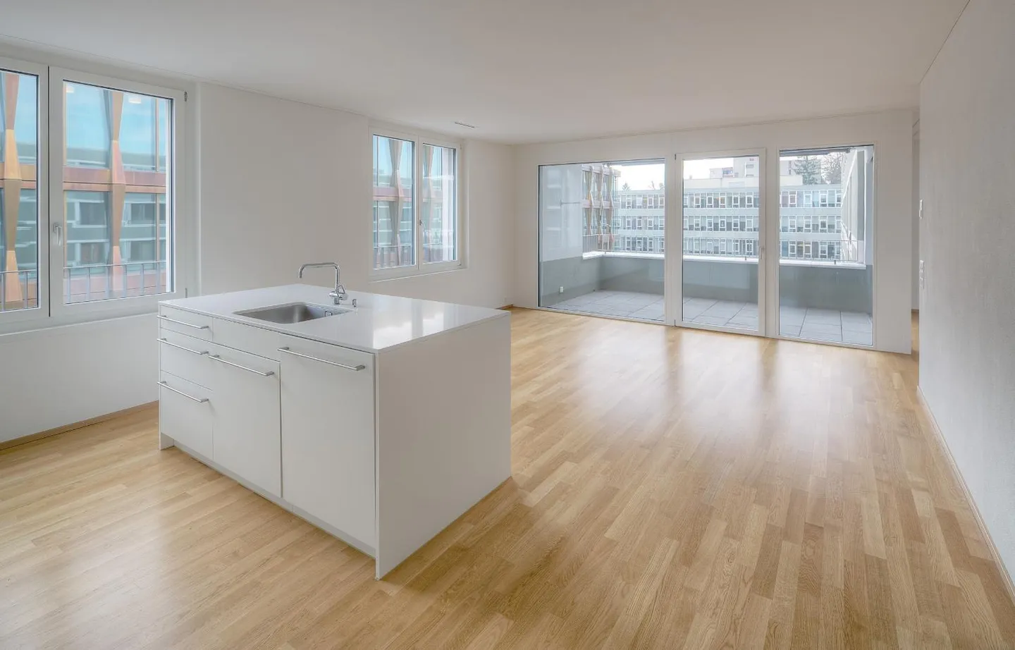 Modernes Apartment mit Balkon - Foto 2 von 5