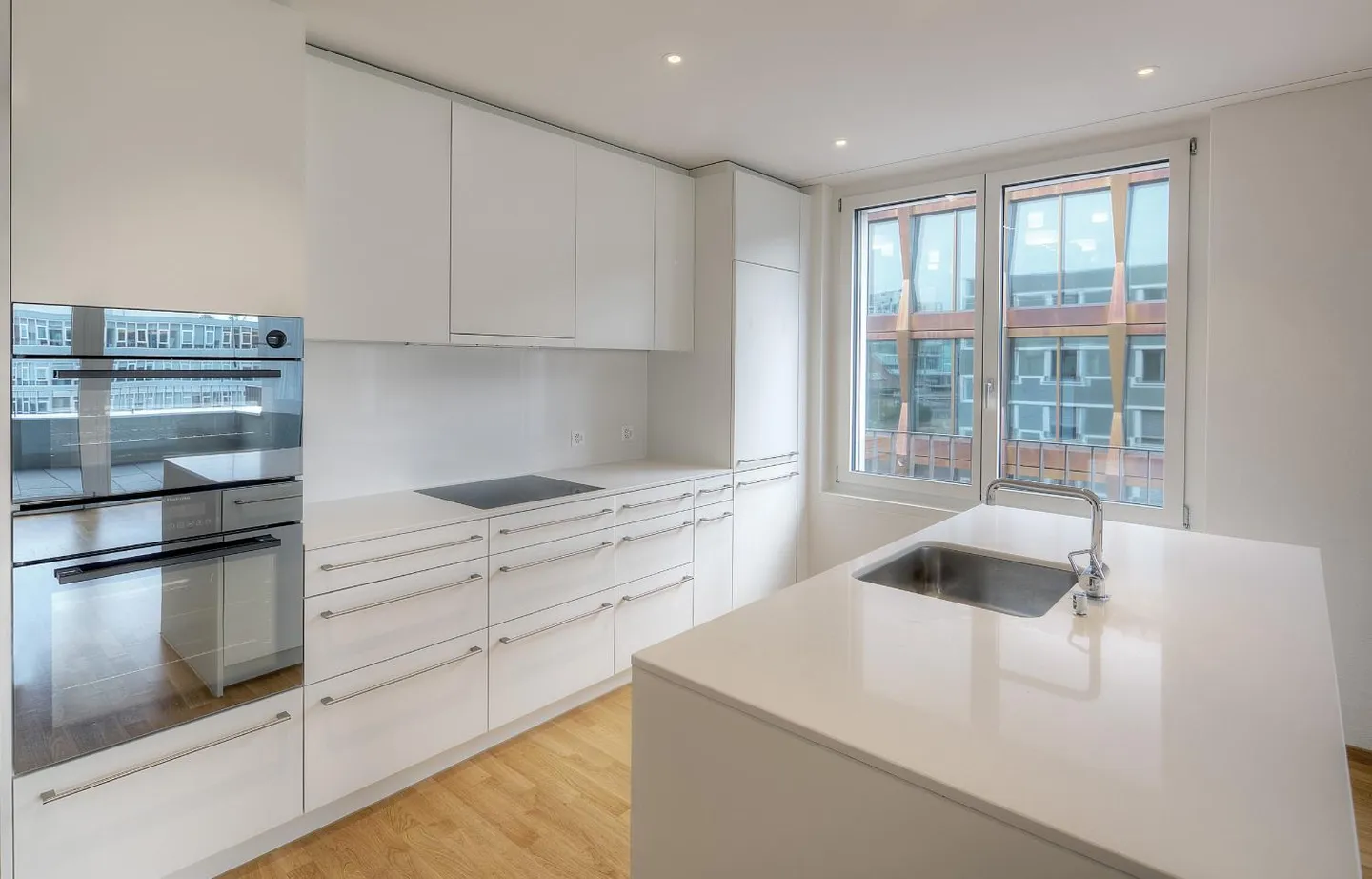 Modernes Apartment mit Balkon - Foto 3 von 5