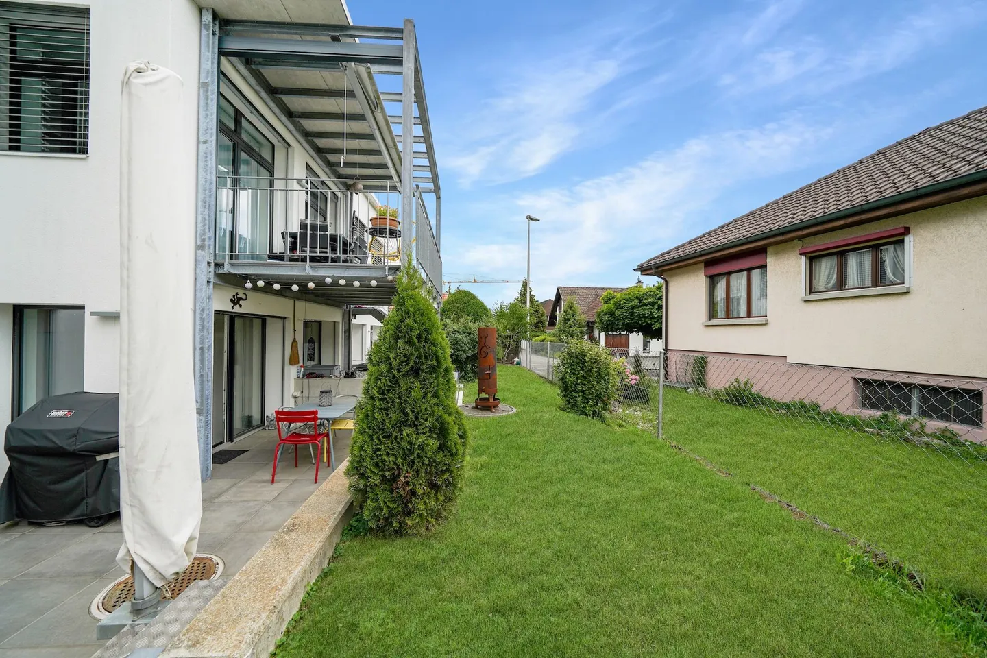 Newly built, modern 2.5 room condominium with garden share - Photo 11 of 14