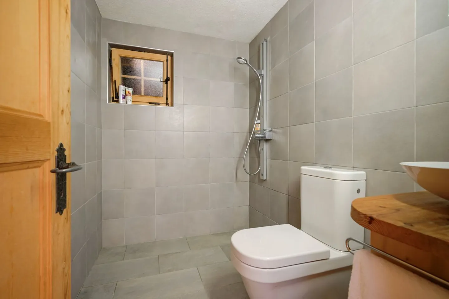 Chalet Rose: Ein grünes Friedensrefugium in La Barboleuse - Foto 19 von 35