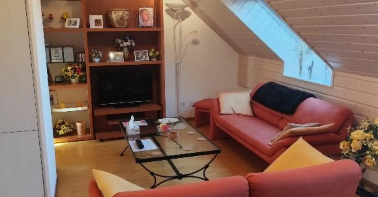 Beautiful 1.5 room apartment in the attic - 56 m2 - Photo 3 of 4