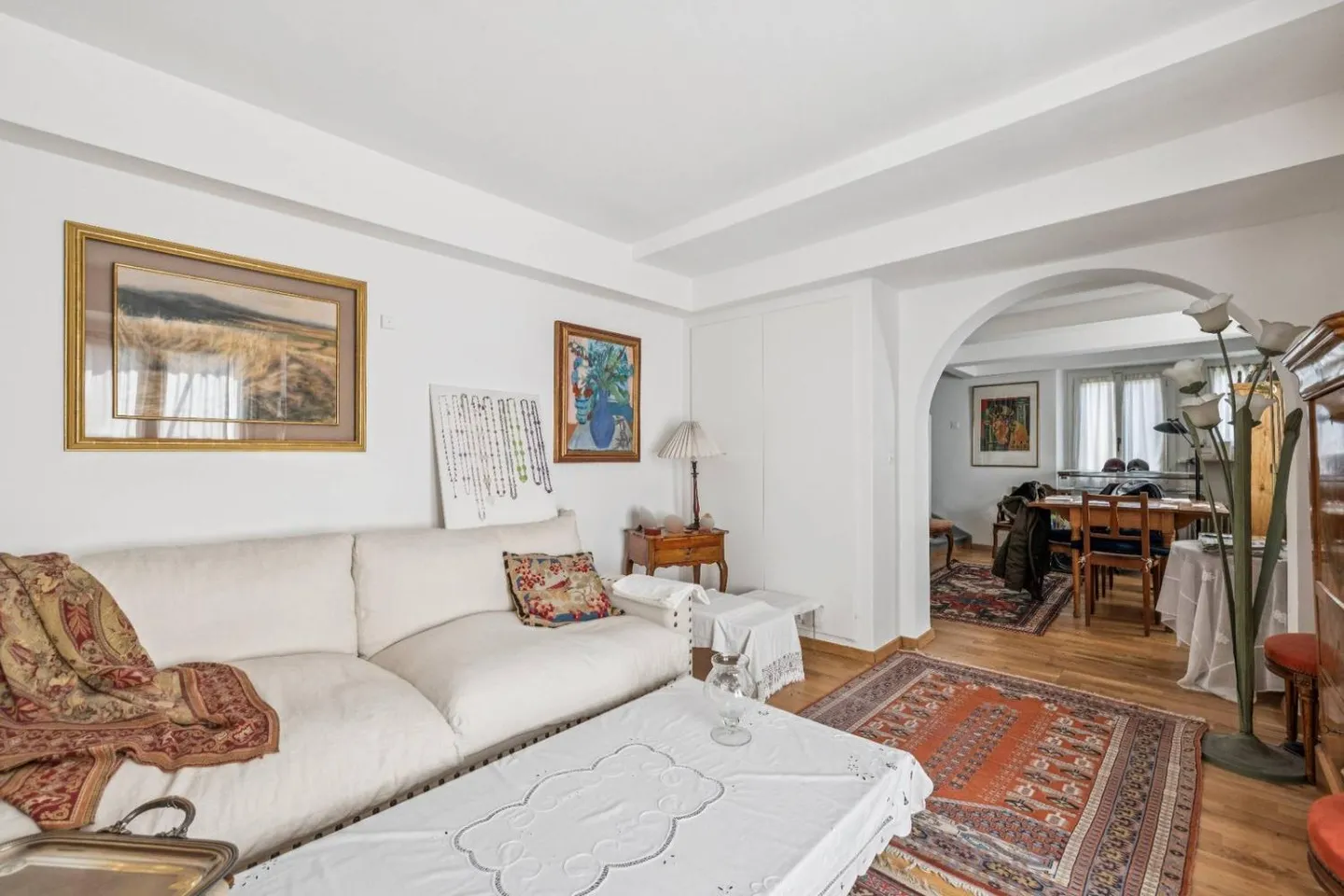 EXKLUSIVITÄT: Großes Dorfhaus mit zwei Wohnungen - Foto 7 von 8