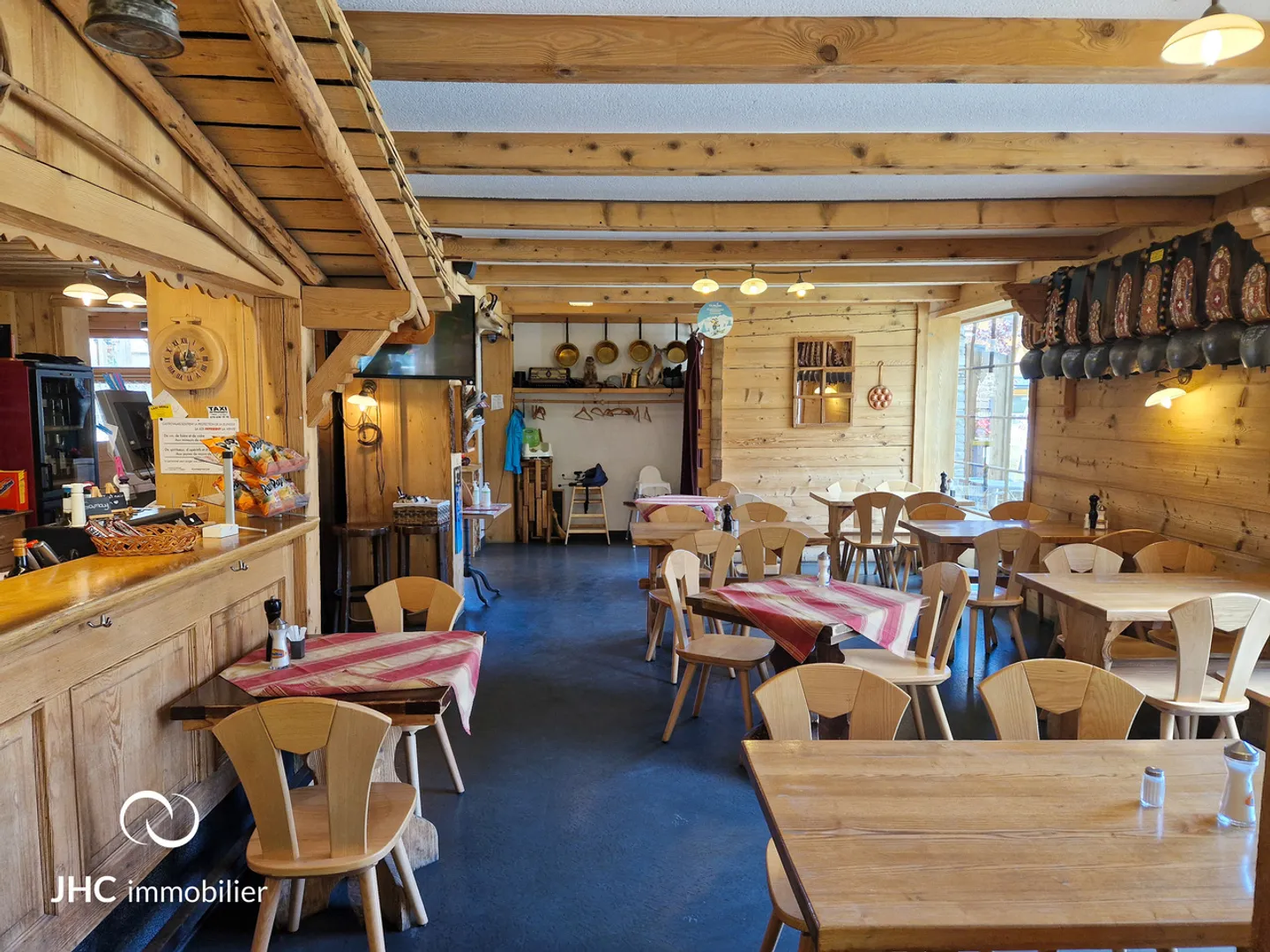 Restaurant - Photo 6 of 14